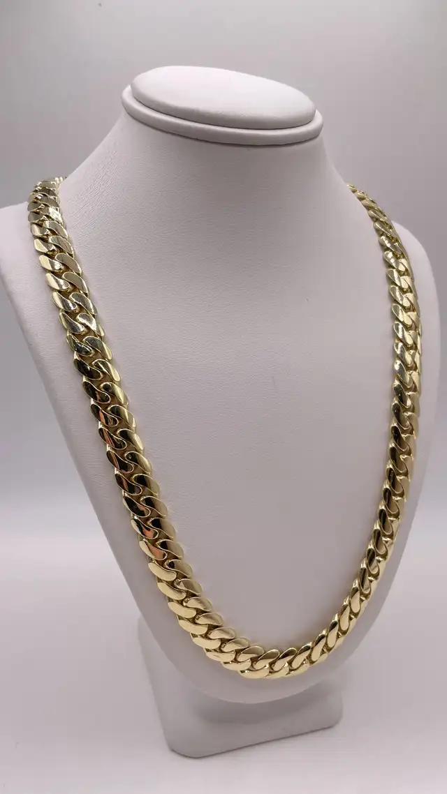 9.0mm Solid Miami Cuban Link Chain/Bracelet In 10 KT Yellow Gold in Jewellery & Watches in City of Toronto - Image 4