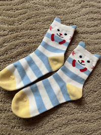 Cute kids fashion striped socks  fits - ages 5-8