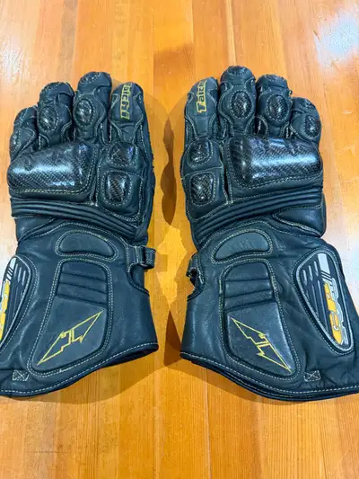 RS Taichi Racing Gloves - Used Large