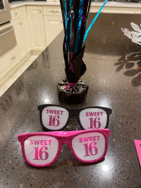 Sweet sixteen decorations 