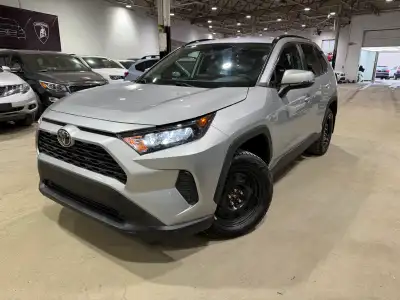All-Wheel Drive (AWD) * 2.5L 4-Cylinder Engine * Automatic Transmission * Apple CarPlay * Bluetooth...