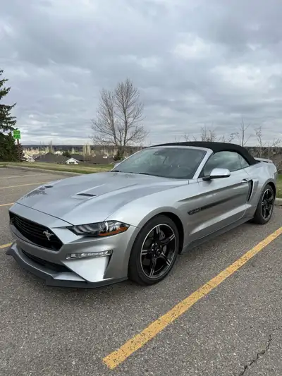 This vehicle shows pride of ownership through and through, factory built one-owner. It is absolutely...