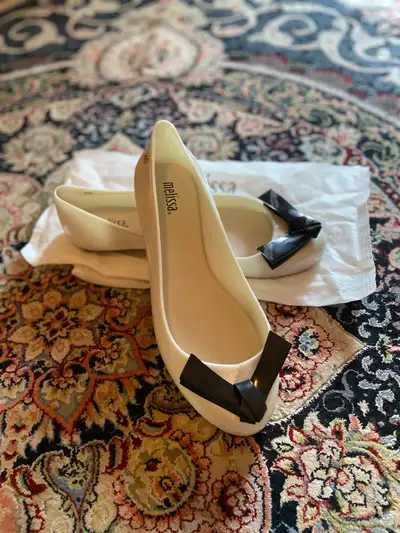 New Condition Authentic Melissa Signature Flat Ballet Shoes So beautiful and classy, purchased over...