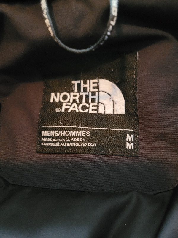 Manteau d'hiver The North Face Homme Taille M dans Hommes  à Ville de Montréal - Image 3