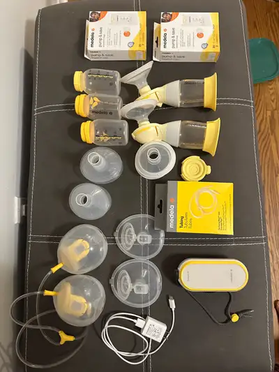 2 in 1 Medela breast pump (freestyle and handsfree) only used 4 momths with brand new tubing. 40 pum...