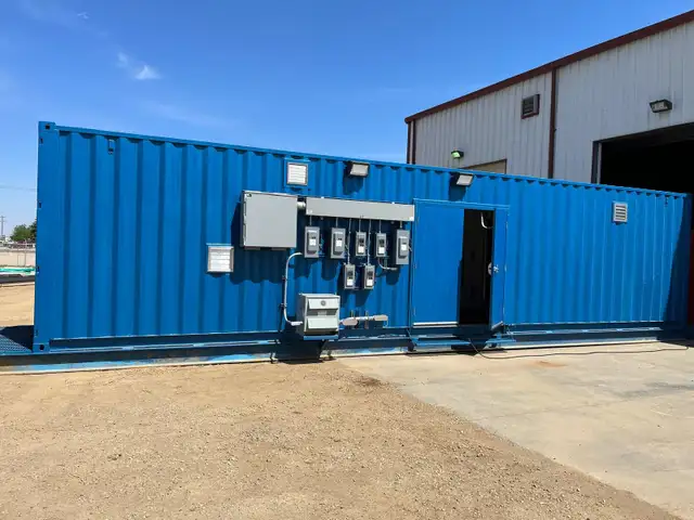 INDUSTRIAL APPLICATIONS IN SHIPPING CONTAINERS in Other Business & Industrial in Fort McMurray - Image 4