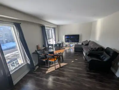 TWO CHEAP FURNISHED PRIVATE ROOMS FOR RENT | BRAMPTON (BRAMALEA & QUEEN) 550 plus utilities Availabl...