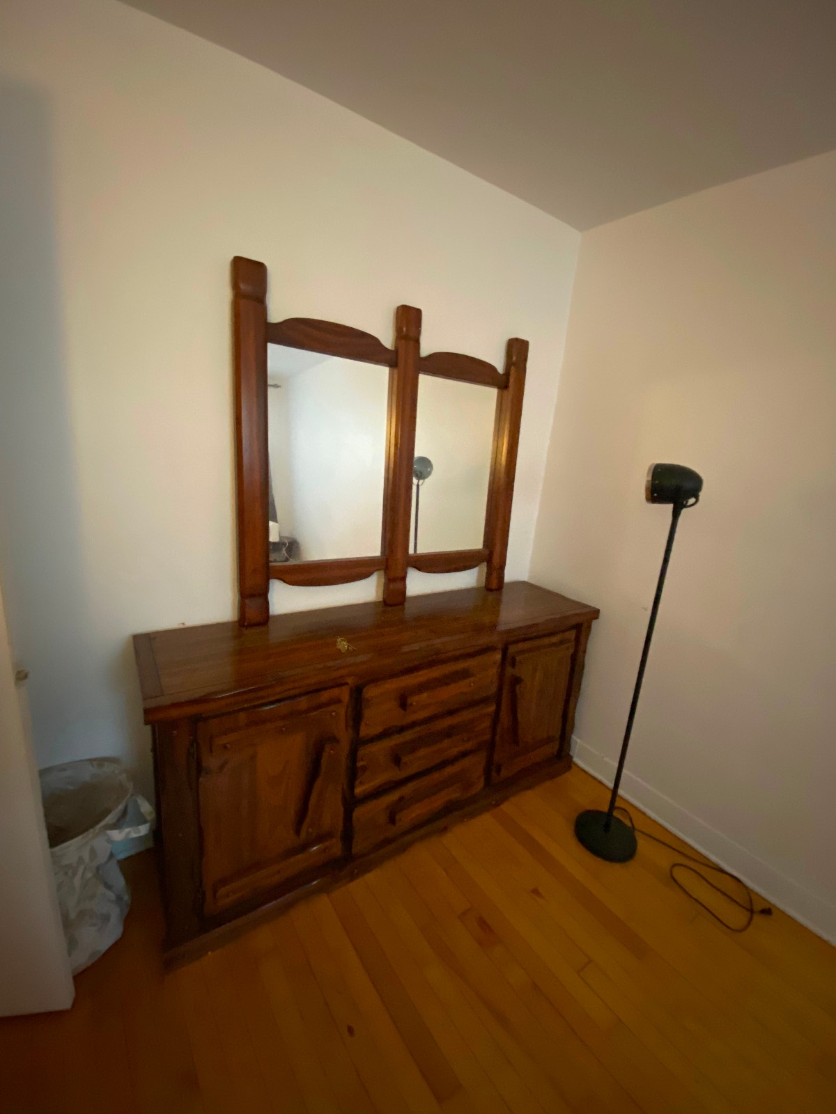 4.2 for rent  / 4.2 à louer - Septembre 1st — photo 2