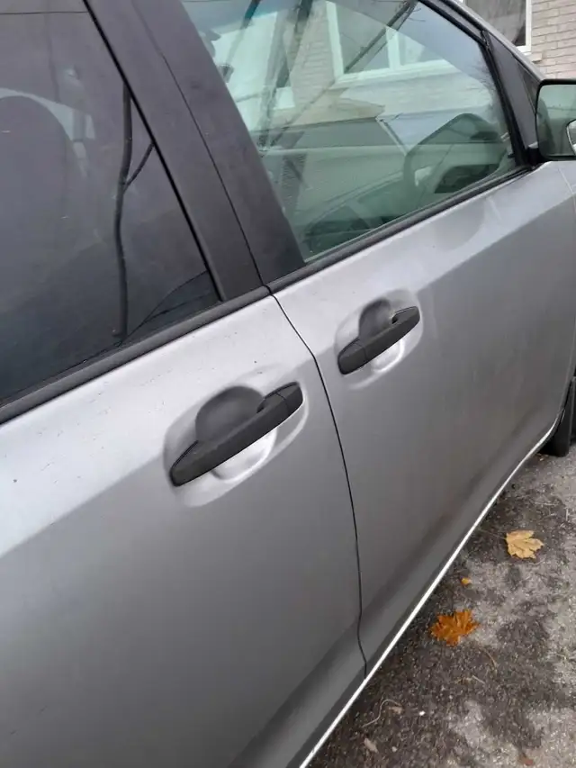 Vente de voiture in Cars & Trucks in West Island - Image 3