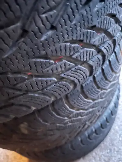 Used model 3 tires Tesla model 3 winter tires, Nokian Hakkapeliitta, best winter tires. The tires ar...