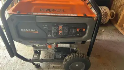 Génératrice GENERAC GP8000E 900$ payé 1450$NÉG=UN PEU.2 prises 120 volt=1 prise 240 volt=démarrage é...