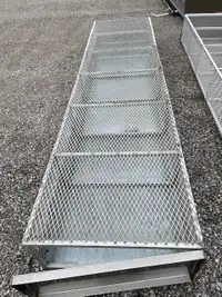 Ladder racks and pipe cages for Savana Vans