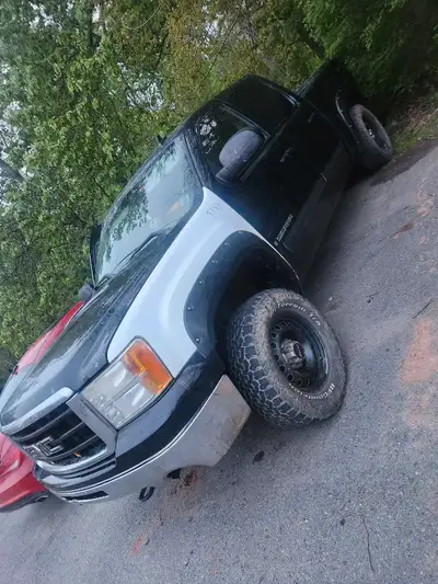 Looking for trades or cash offers 2010 gmc sierra 4.8ls Rebuild tranny at ricks in the valley 4x4 on...