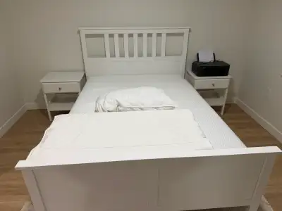 Queen Size Bed Frame – Like New, View more