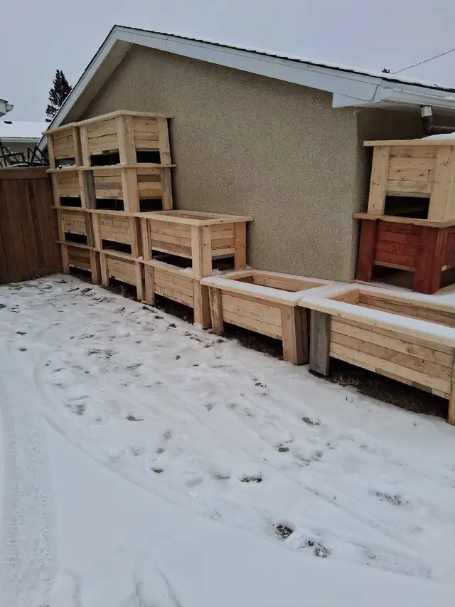 garden boxes  in Other in St. Albert - Image 2