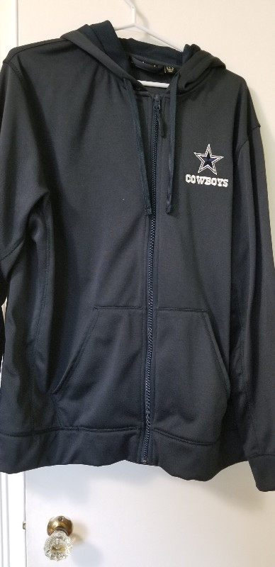 Dallas Cowboys Hoodie Large DUNBROOKE in Other in City of Toronto