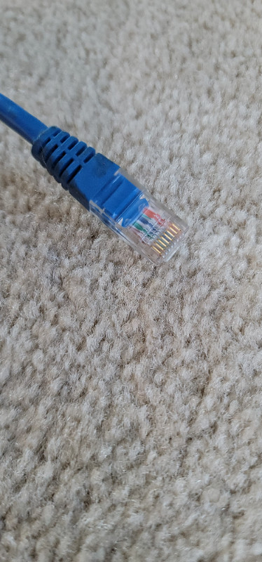 Cat 5 Blue Computer & Stereo Cables in Cables & Connectors in Saskatoon - Image 2