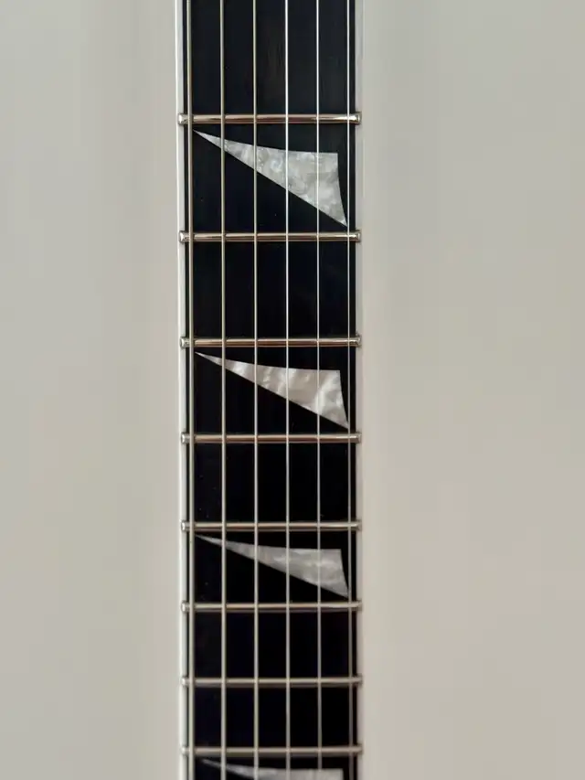 ESP E-II Arrow Black482653831483904004