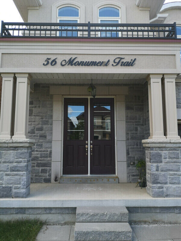 Residential Custom Cursive Script House Address Guelph in Outdoor Décor in Guelph - Image 4