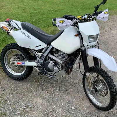 2009 Suzuki DR 650, only 12,600kms. This bike has all the mods these bikes need to make them great b...