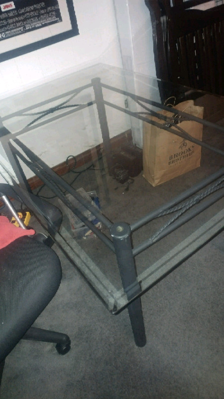 Dining room table glass metal frame $90 in Dining Tables & Sets in St. Catharines