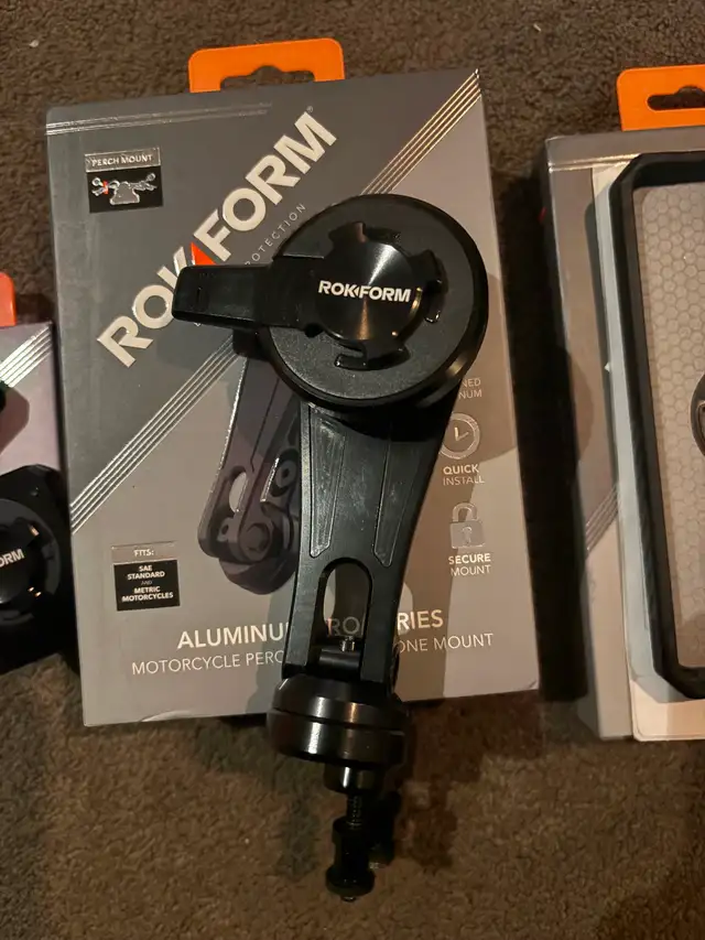 Rockform mount in Cell Phone Accessories in Hamilton - Image 2