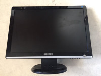 22 inch Samsung monitor. Model 216BW
