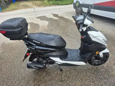 2024 scorpion mayhem with electric start & kick start. 1400kms perfect to help you save on gas or to...