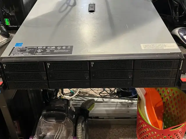 Lenovo RD650 Xeon E5-2699v3 2x 18 Cores 128GB DDR4 Rack Server in Servers in St. Catharines - Image 2