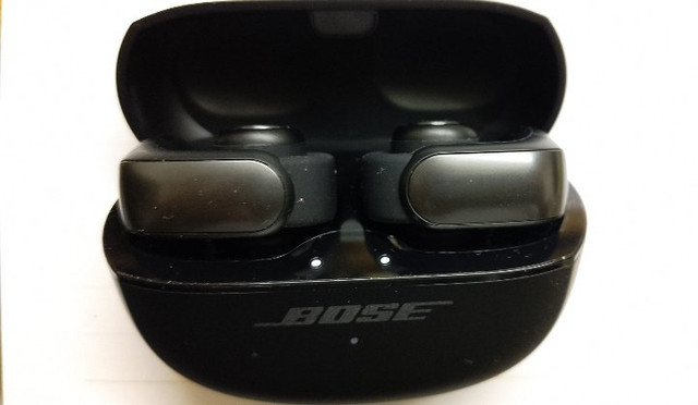 Bose Ultra Open Earbuds (bone conduction) in General Electronics in City of Toronto - Image 2