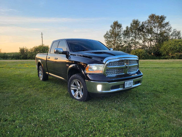 2013 ram 1500 in Cars & Trucks in Kitchener / Waterloo - Image 3