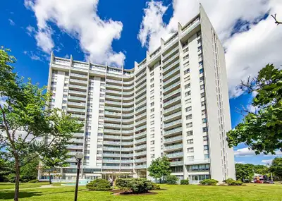 Looking for female roomate to live in a room fully furnished with queen size bed, with shared bathro...