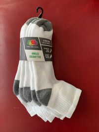 Brand NEW - Fruit of the loom ankle socks 4 and 6 packs