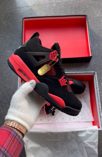 Jordan 4 Retro Red Thunder 