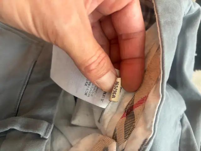 Burberry Brit Men’s Chino Pants Size 165/ 36A American 31-32 in Men's in City of Toronto - Image 7