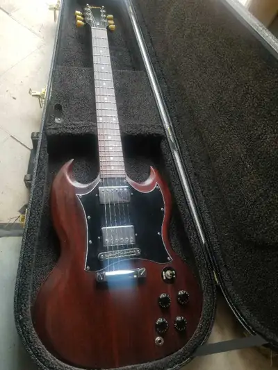 Gibson sg, View more