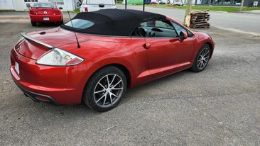 Mitsubishi éclipse spyder 2012 convertible dans Autos et camions  à Trois-Rivières