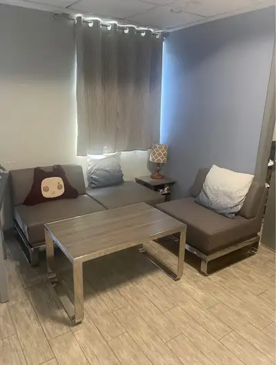 Looking for a clean, convenient, and student-friendly place this summer? This 2 bed, 1 bath apartmen...