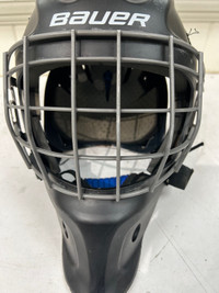 Bauer goalie mask senior medium used 