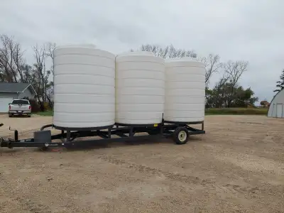 Enduraplas Mobile Liquid Tender Trailer comes with three 3000 US gallon hopper cone tanks for a tota...