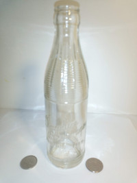 1930s Vintage Dauphin Beverages Glass Pop Bottle 6.5 oz Manitoba