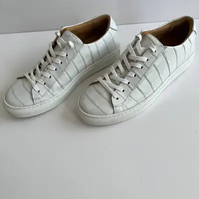 Manovie Toscane Women's Sneakers – White Croc-Embossed Leather EU 38 (US 7.5 / UK 5.5) Stylish and e...