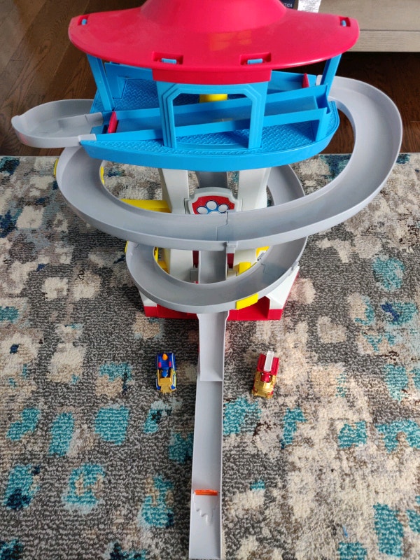 Paw Patrol Lookout Tower Car Ramp Toys & Games Ottawa Kijiji