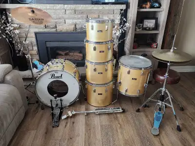 Vintage 1970's PEARL Drum Kit with SABIAN Cymbals, View more