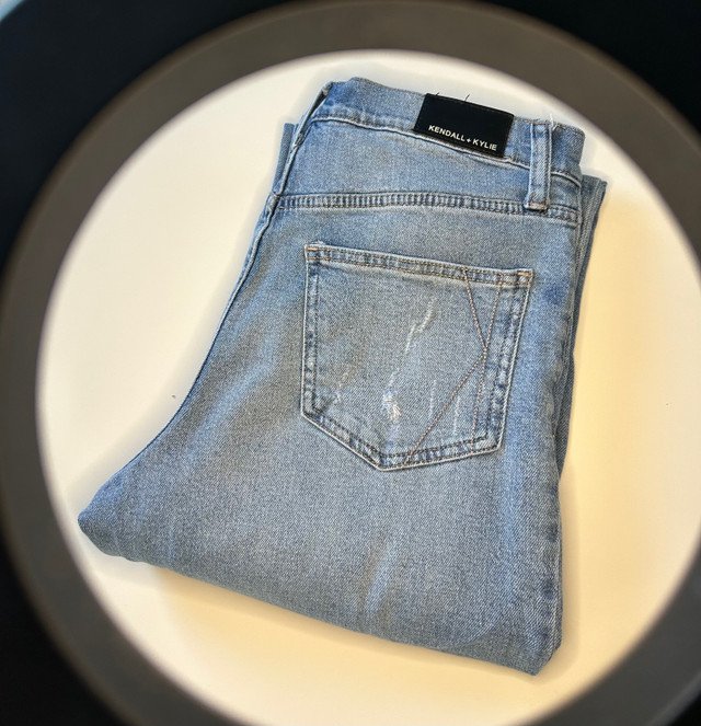 Pantalon propre et jeans  dans Femmes - Pantalons et shorts  à Laval/Rive Nord - Image 4
