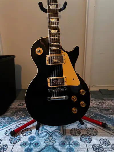 Great shape for year , comes with original hardshell case