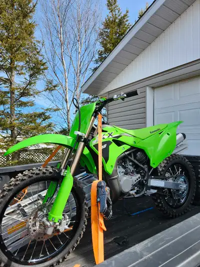 New Kawasaki Kx112 (0hours) Bought the bike and decided on going to a full size bike instead. Dirt o...