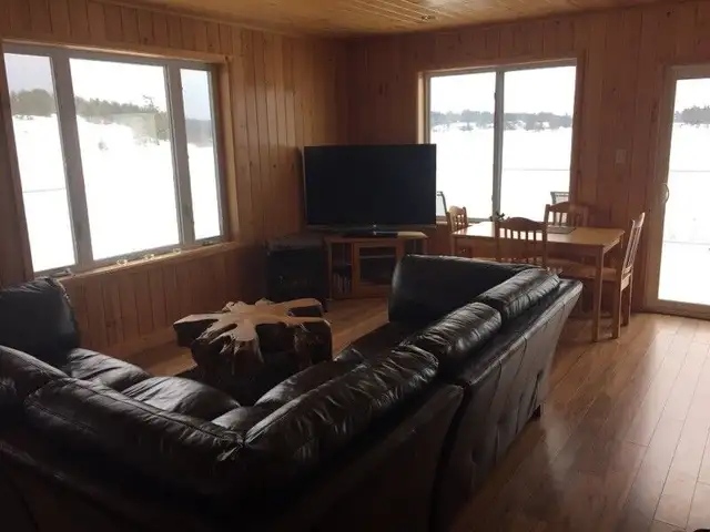 Cottage for Rent in Pointe au Baril on Georgian Bay in Ontario in Canada - Image 4