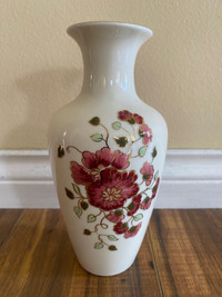 Antique Zsolnay Hungary Hand Painted Bulb Flower Bud Vase 