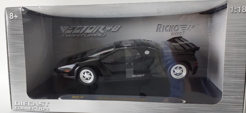 1991-vector-w8-twinturbo-black-ricko-ricko-1-18-scale-diecast-arts